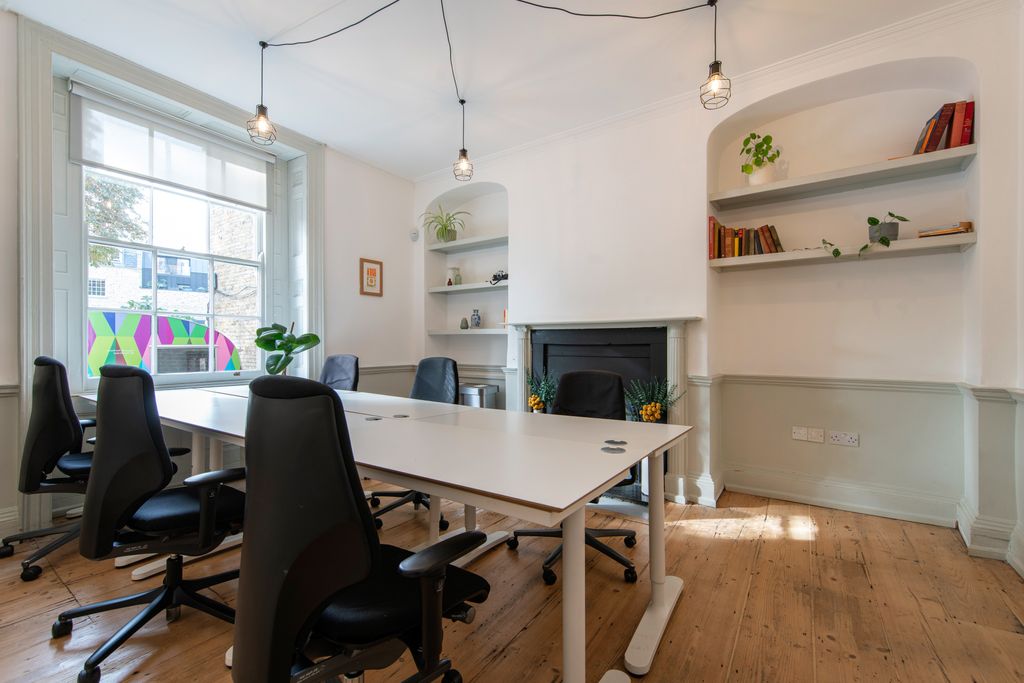 Property photo 3 of 12