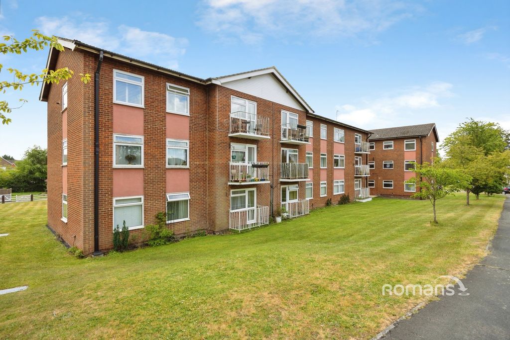 Property photo 1 of 12 Pbox-Img.Jpg