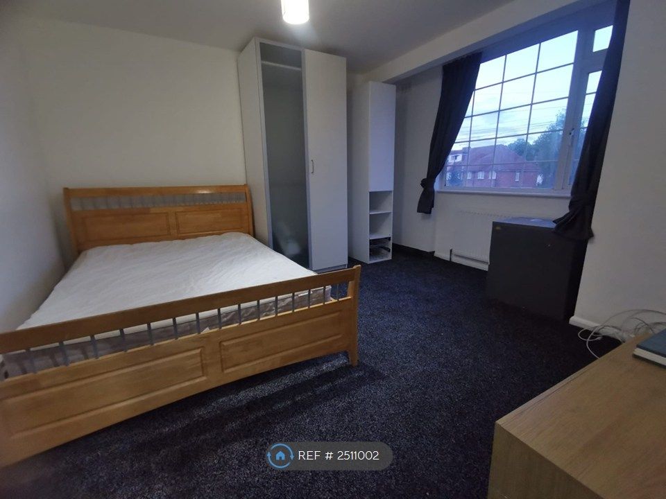 Property photo 2 of 7 Master Room