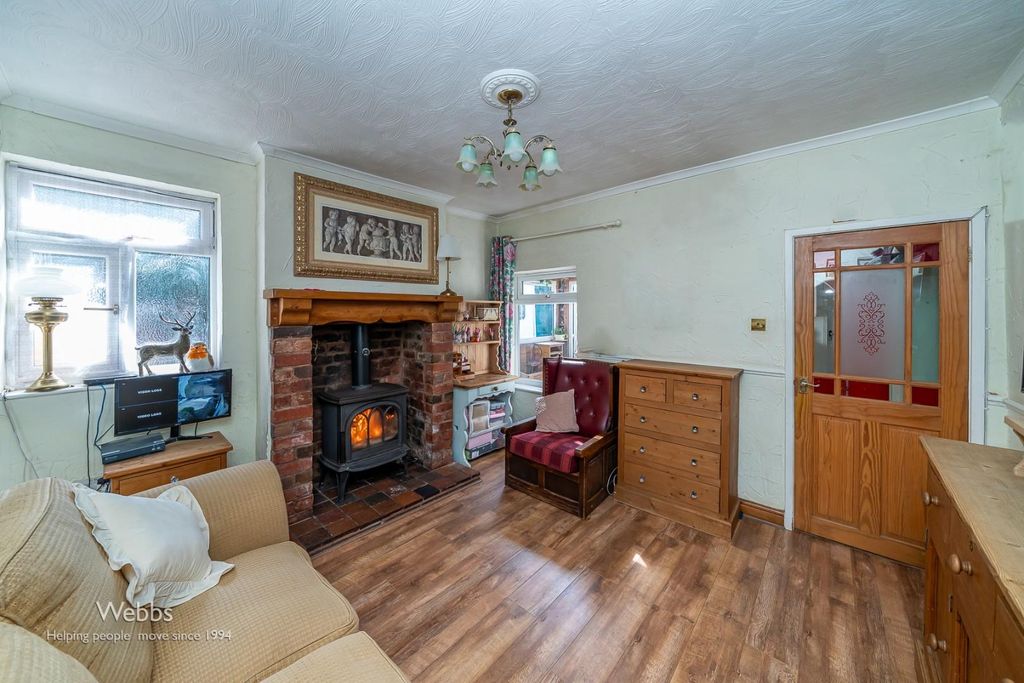 Property photo 3 of 36 Â© Webbs Estate Agents Â© (63 Of 185).Jpg