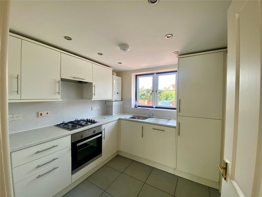 Property photo 2 of 14 Picture No. 27