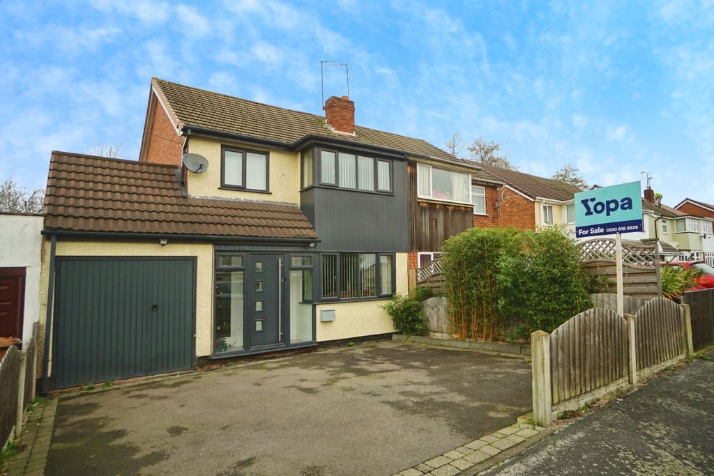 Property photo 1 of 17 Front View