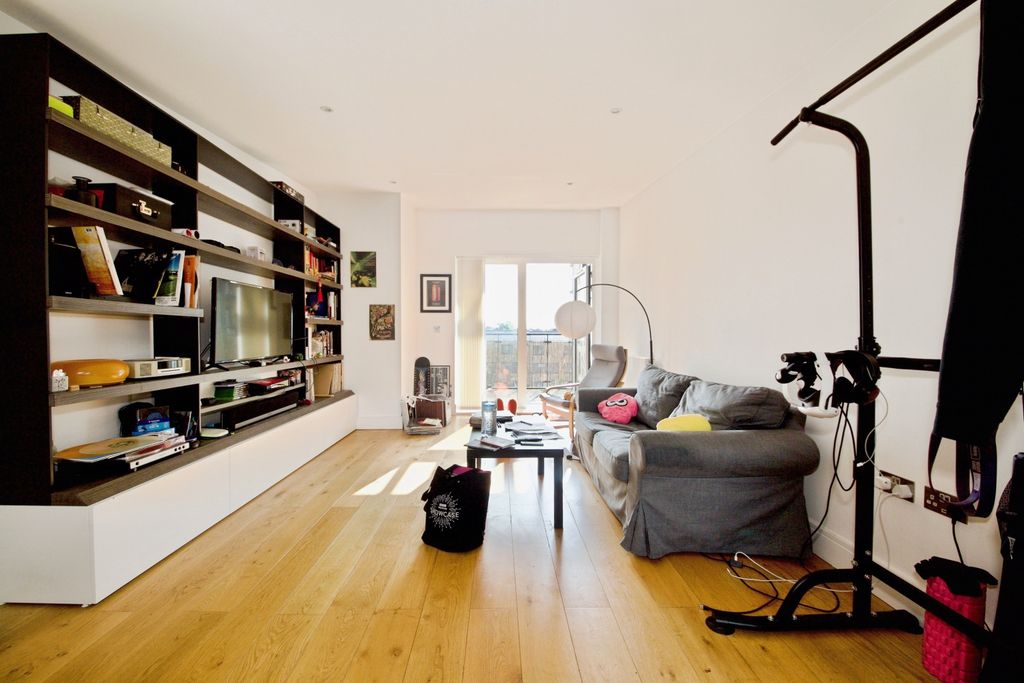 Property photo 2 of 12 Open Plan Living