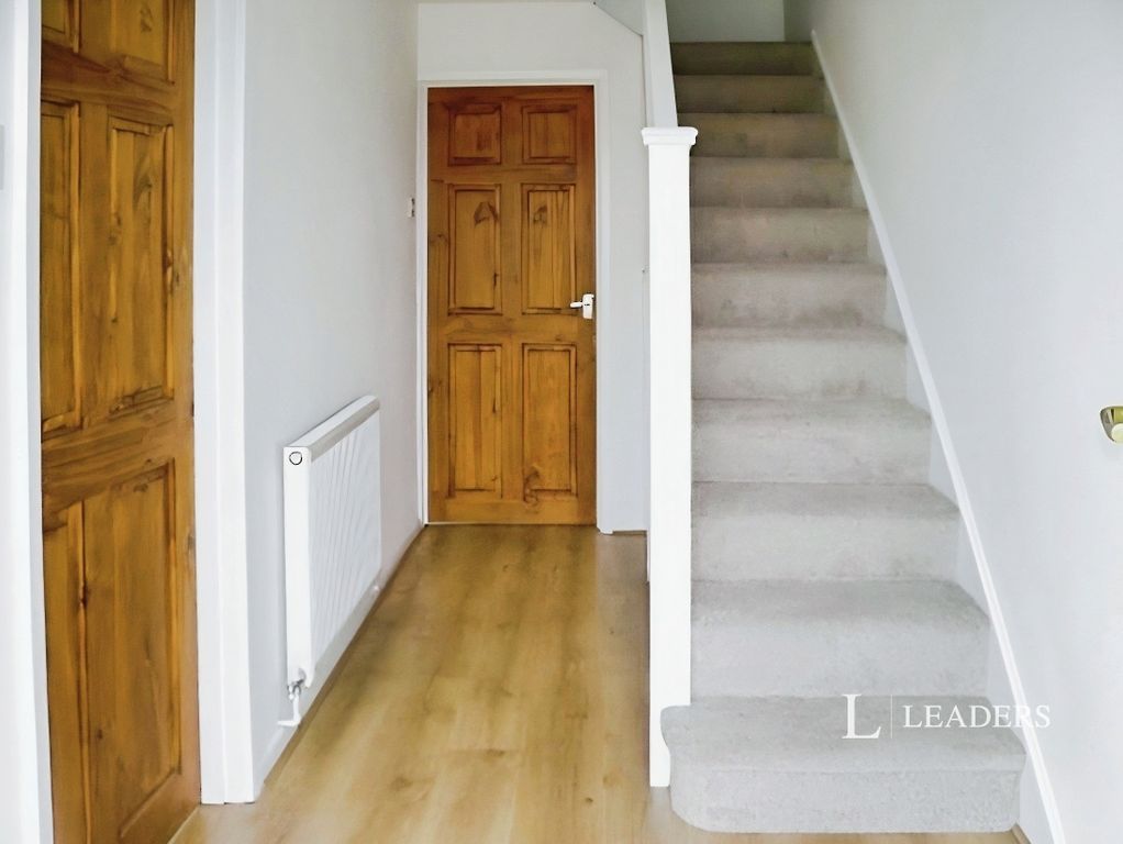 Property photo 2 of 9 2