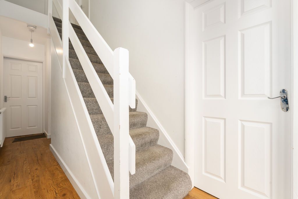 Property photo 2 of 24 66 Wybourn Drive