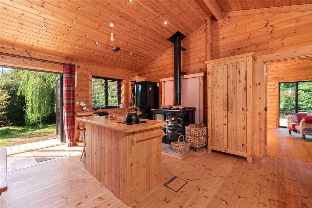 Property photo 3 of 14 Picture No. 20