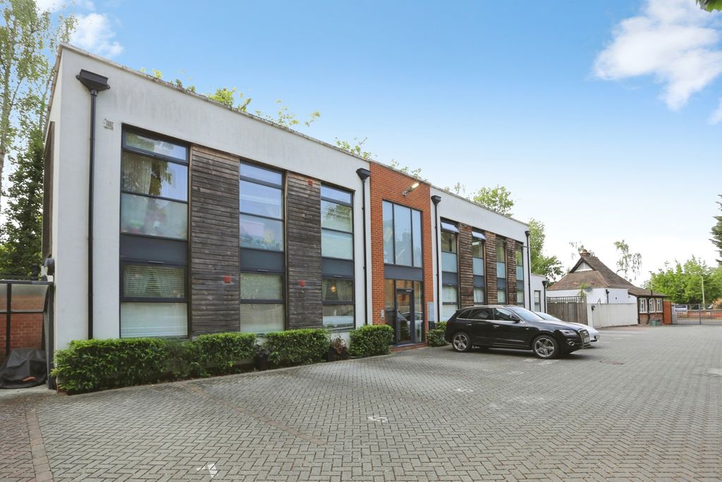 Property photo 1 of 20 Pbox-Img.Jpg