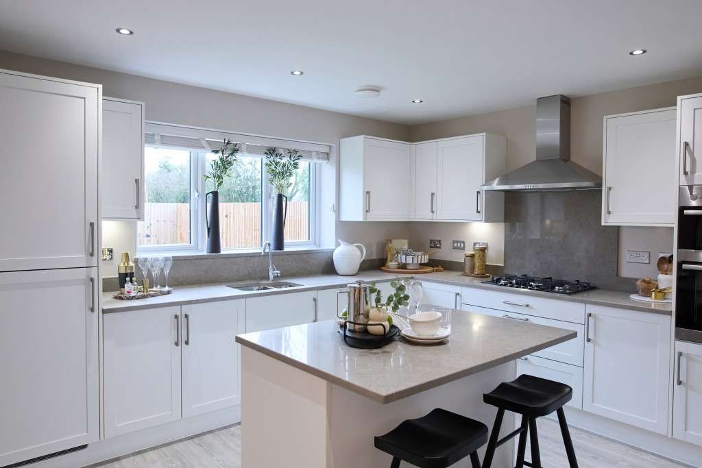 Property photo 3 of 11