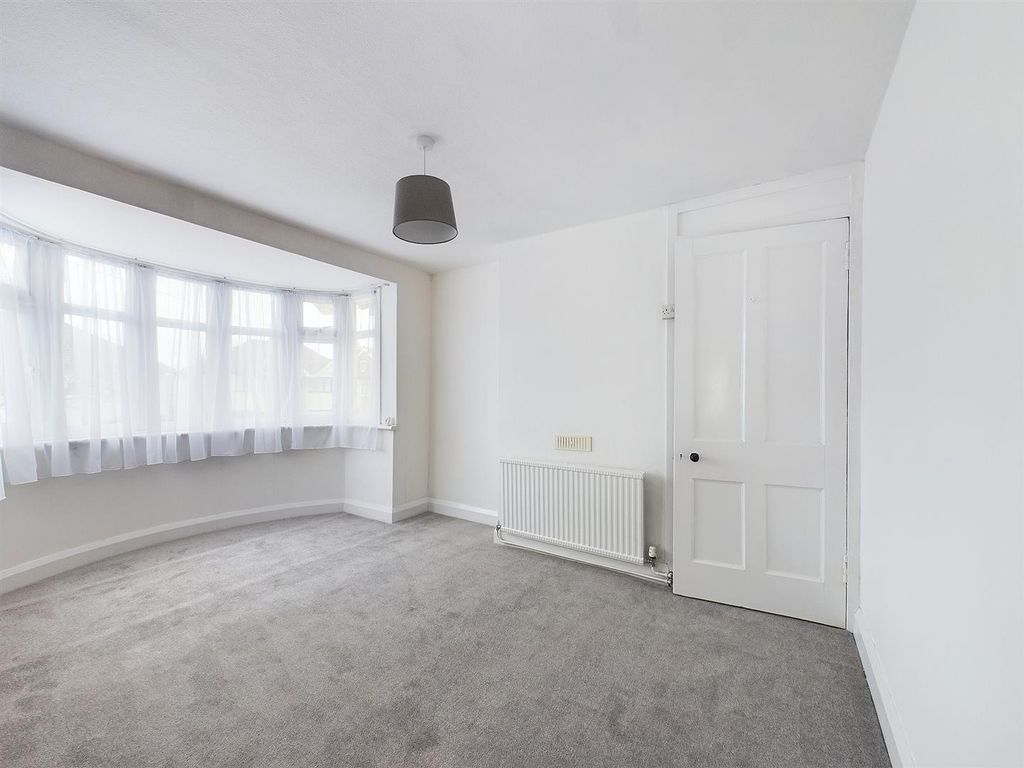 Property photo 2 of 12 Cam03510G0-Pr0076-Still002.Jpg