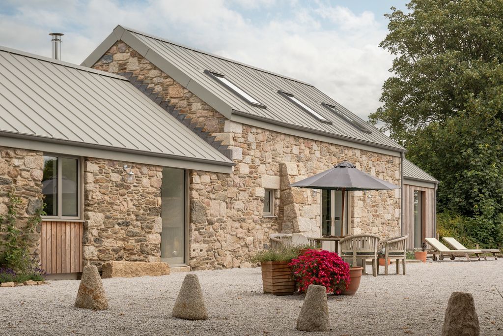 Property photo 1 of 32 225934 - A0O6700000Xwdgpeaw_N88-Edit.Jpg