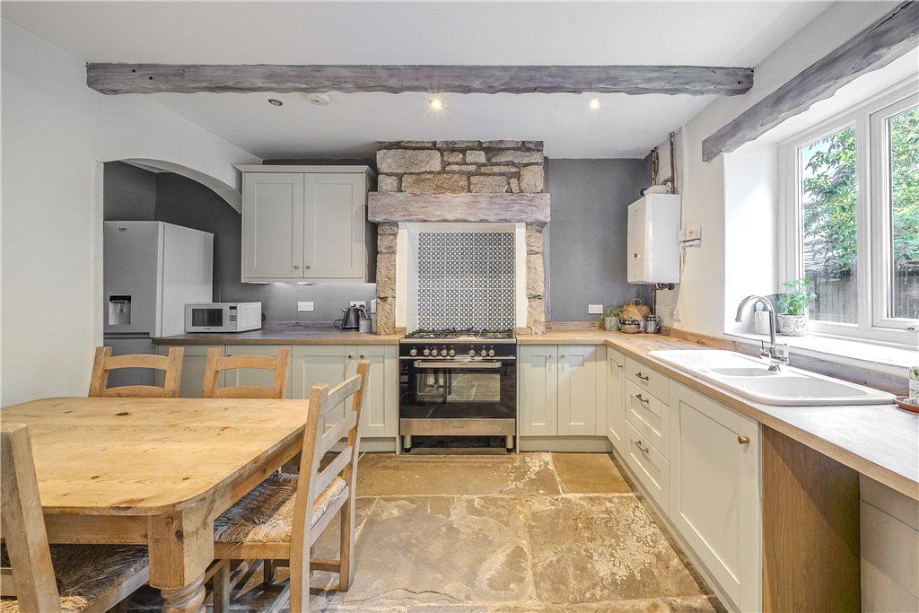 Property photo 3 of 13 Dining Kitchen