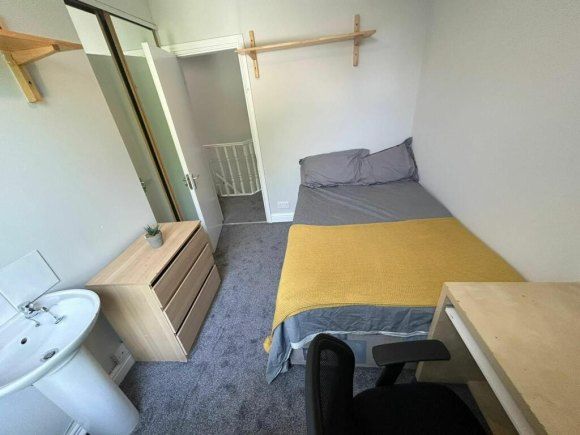 Property photo 3 of 10 9061094.Jpg