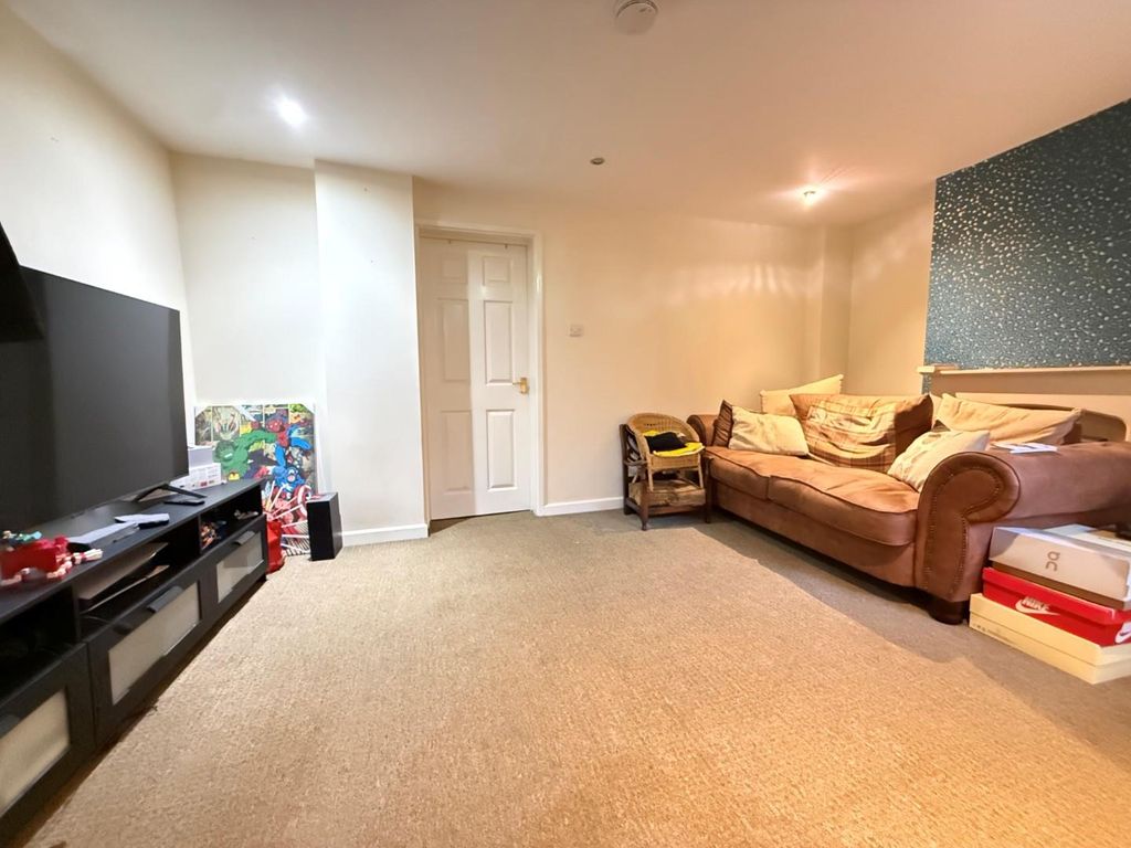 Property photo 1 of 5 2.Jpg