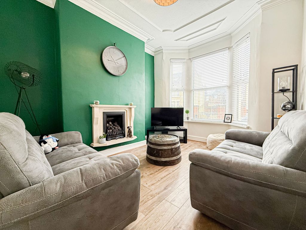 Property photo 3 of 22