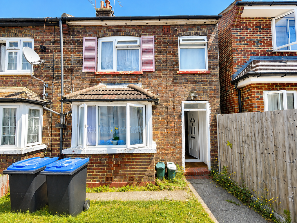 Property photo 1 of 14 2 Bedroom End-Of-Terrace House