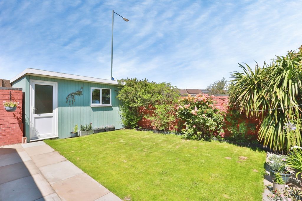 Property photo 3 of 16 Pbox-Img.Jpg