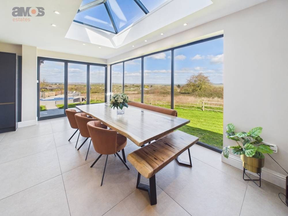 Property photo 2 of 41 4996034