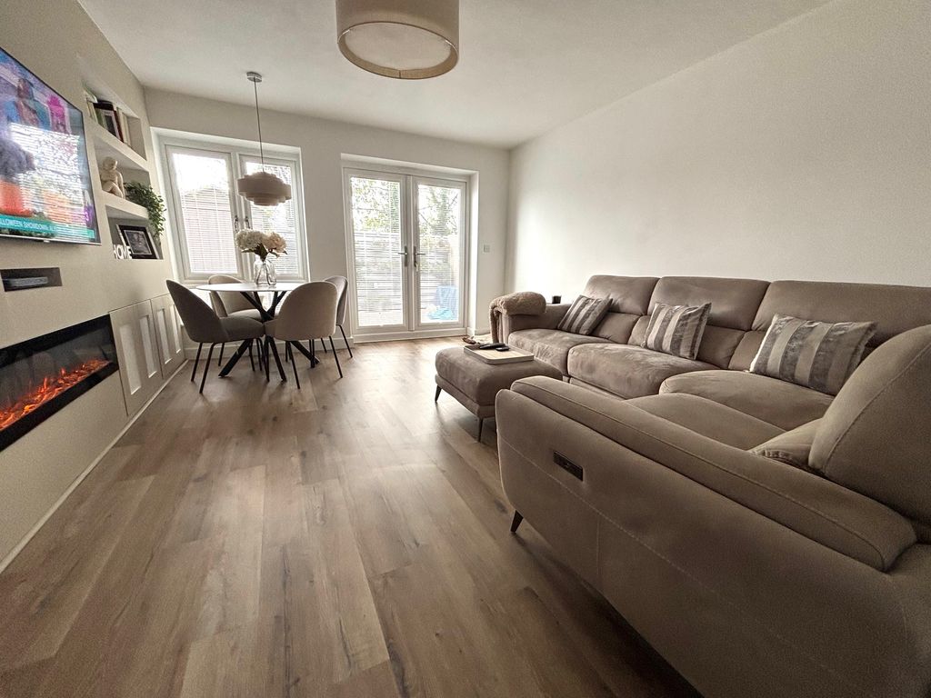 Property photo 3 of 10 Img_6788