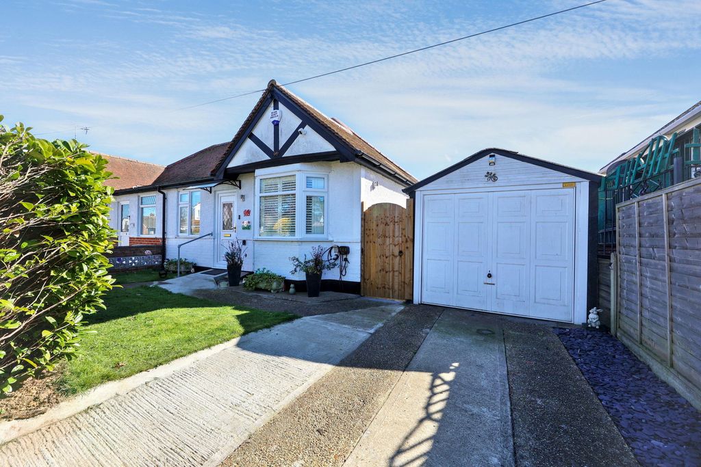 Property photo 2 of 14