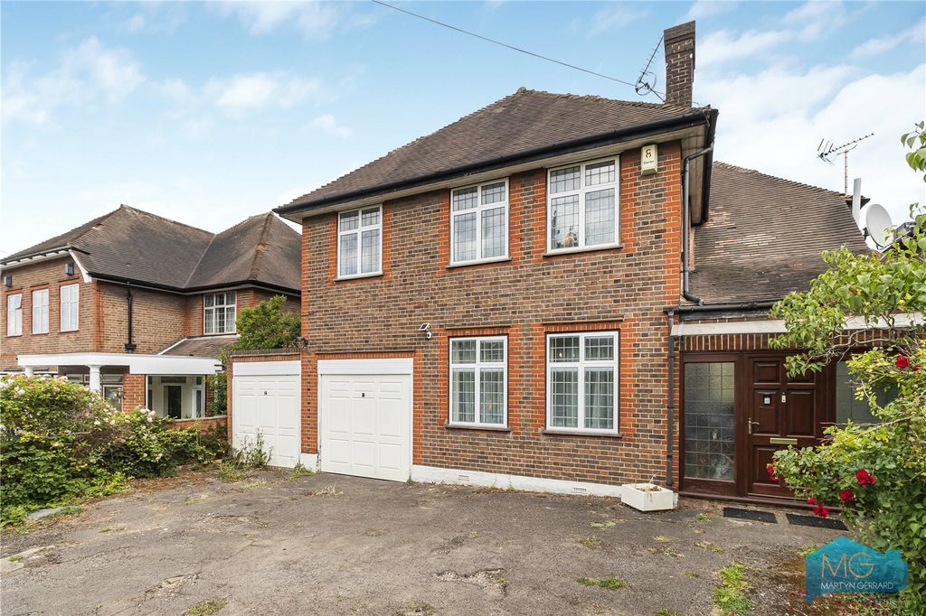 Property photo 2 of 33 Picture No. 31