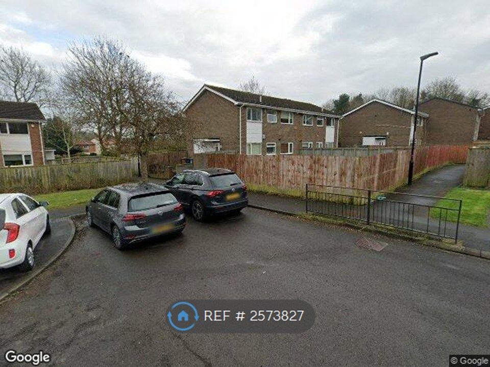 Property photo 3 of 12