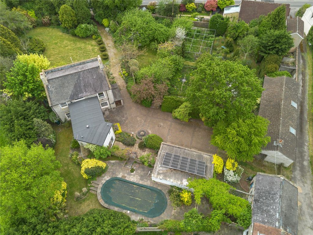Property photo 1 of 35 Picture No. 17