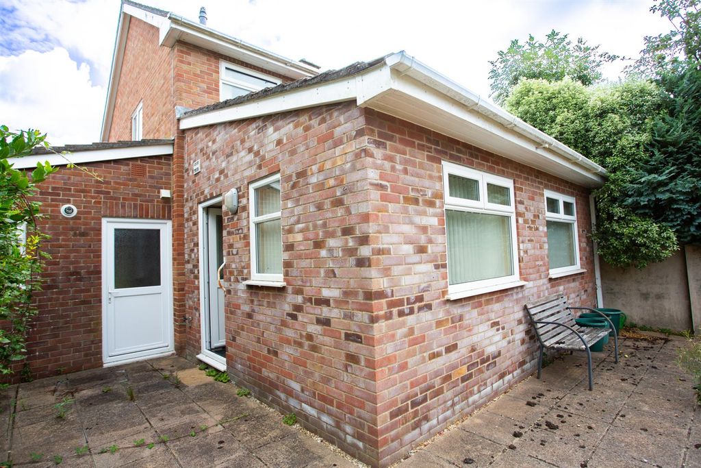 Property photo 2 of 6 Derb7120.Jpg