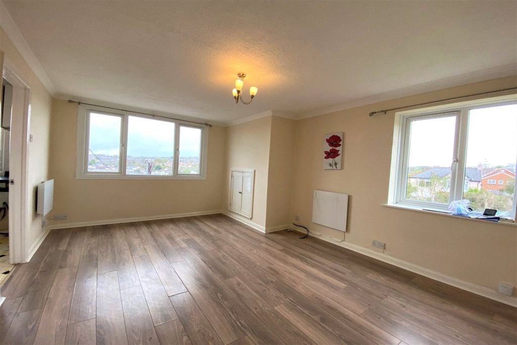 Property photo 2 of 6 Picture No. 03