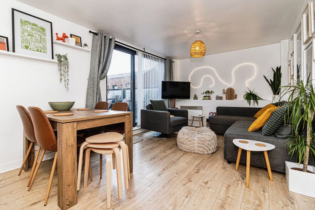 Property photo 2 of 24 Photo