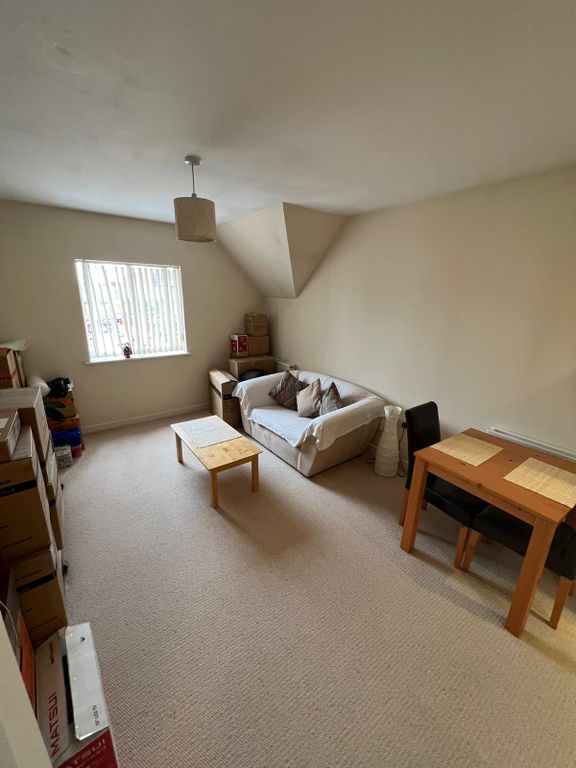 Property photo 2 of 9