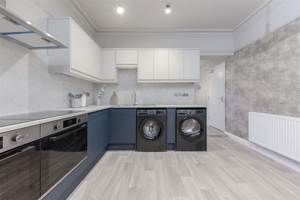 Property photo 2 of 9 ba-7.Jpg