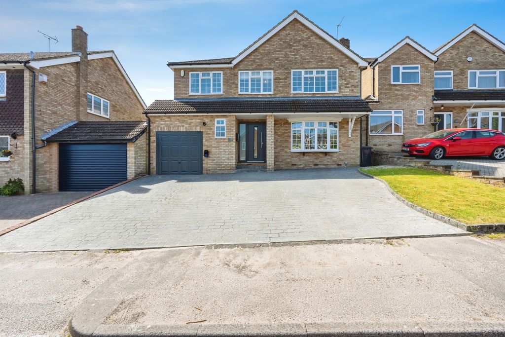 Property photo 1 of 16