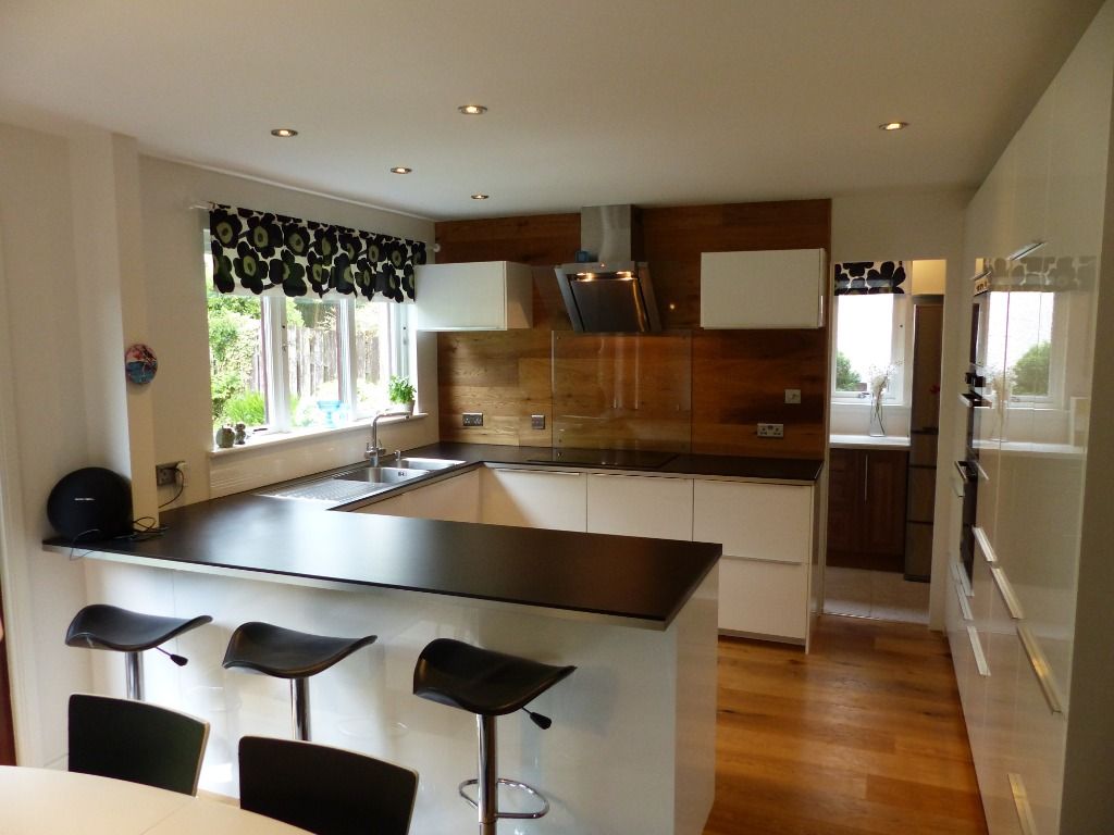 Property photo 3 of 12