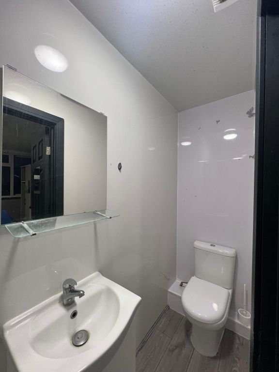 Property photo 2 of 4