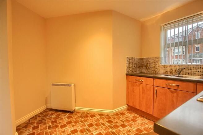 Property photo 3 of 9