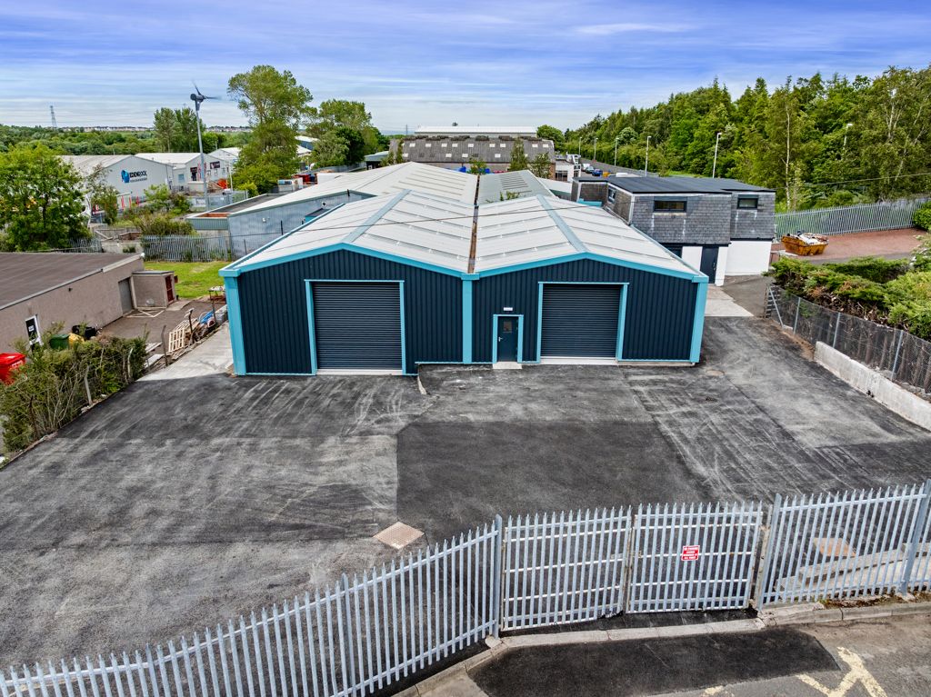 Property photo 3 of 8 Photo 13