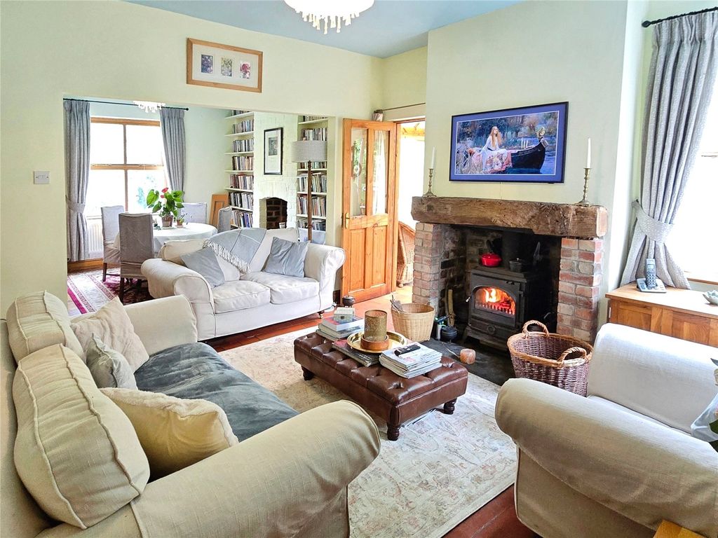 Property photo 2 of 25 Living Room