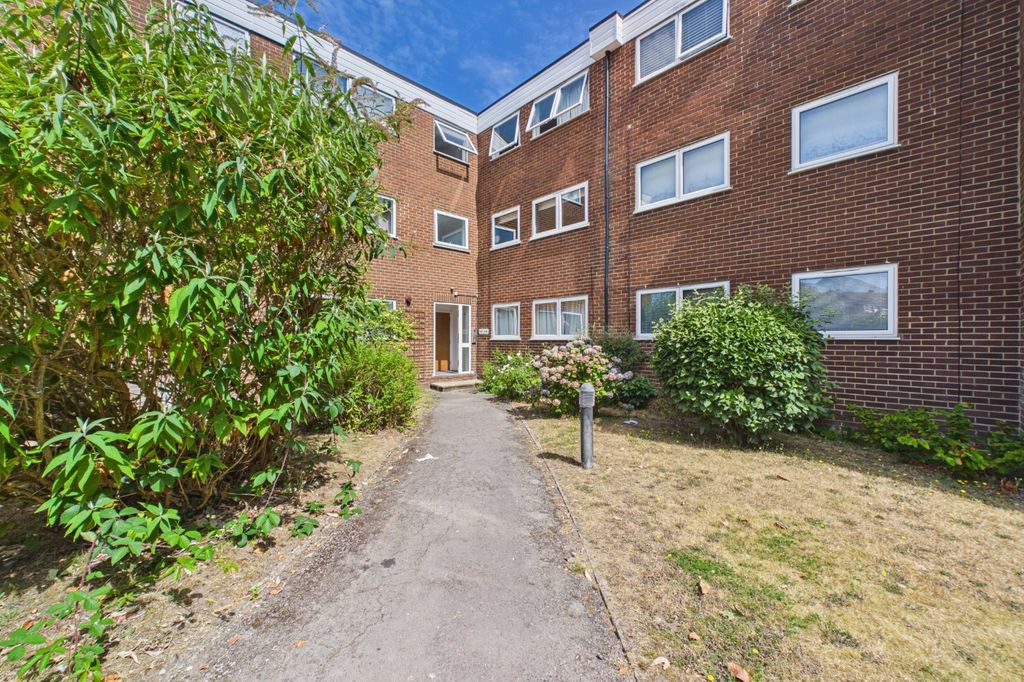 Property photo 1 of 8 Picture No. 04