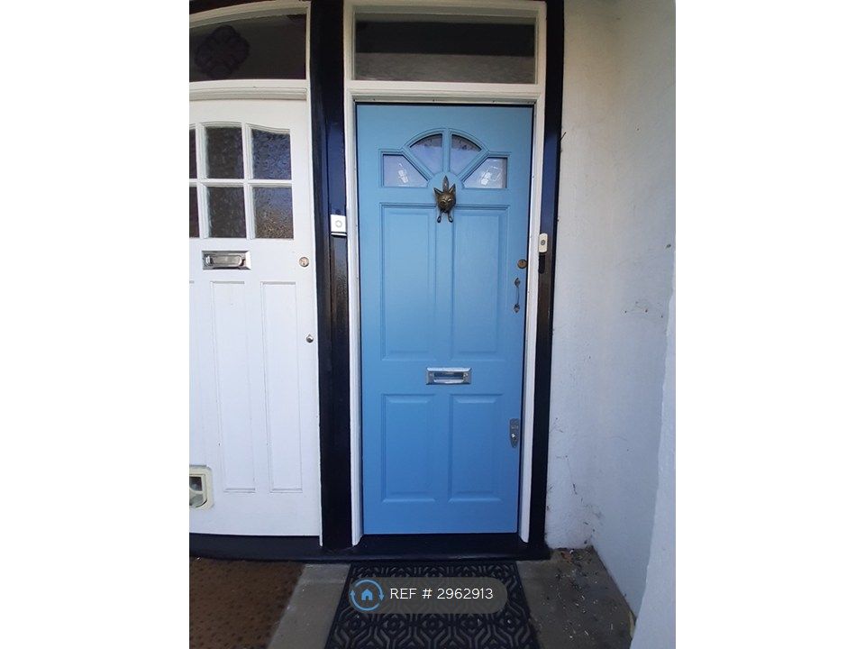 Property photo 3 of 35