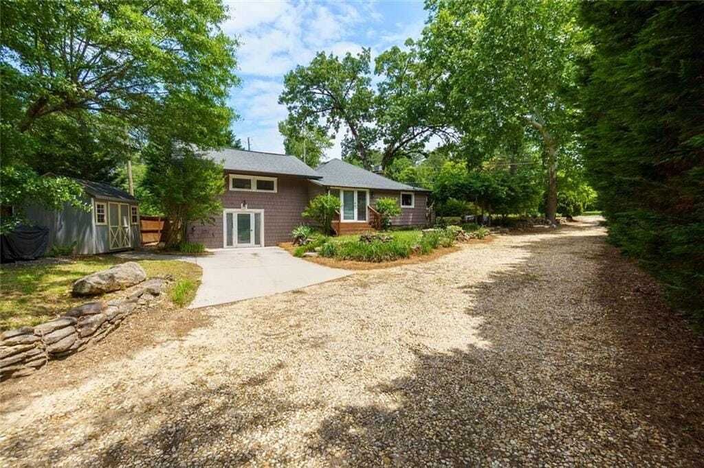 Property photo 1 of 31