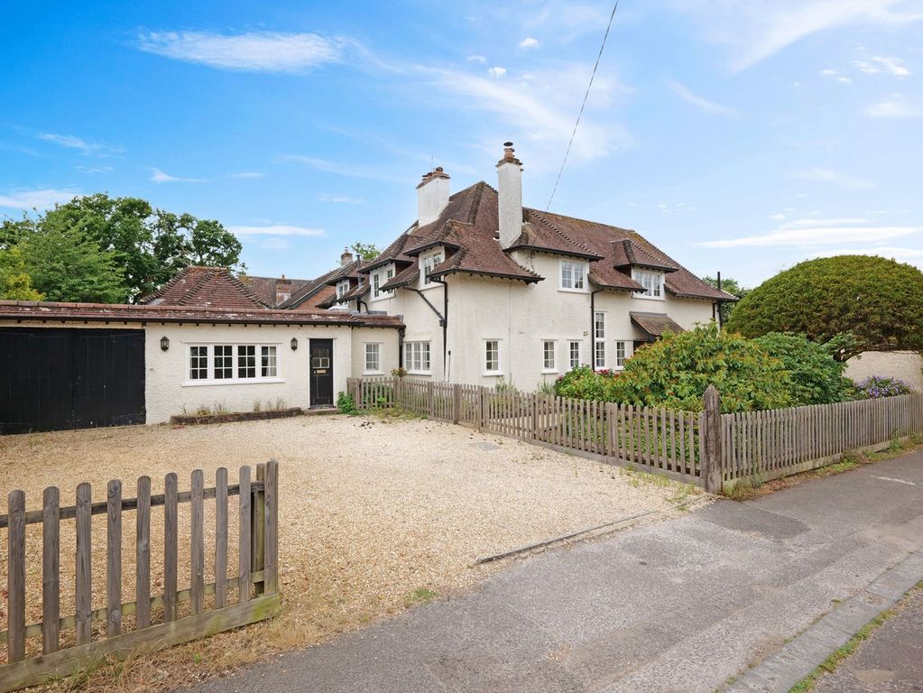 Property photo 1 of 33