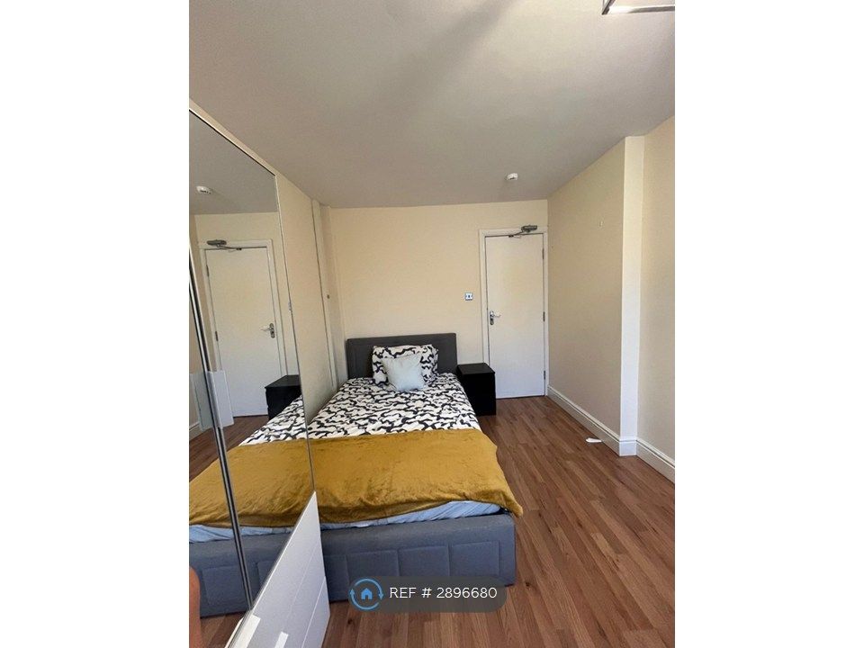 Property photo 3 of 7
