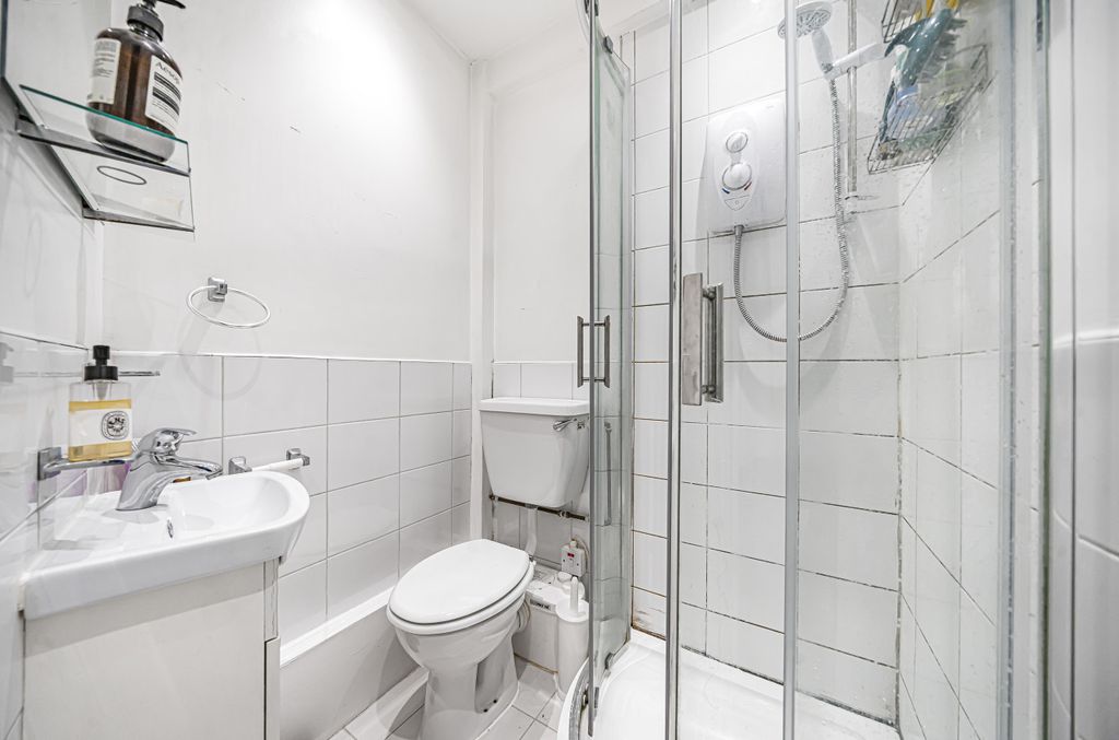 Property photo 3 of 20