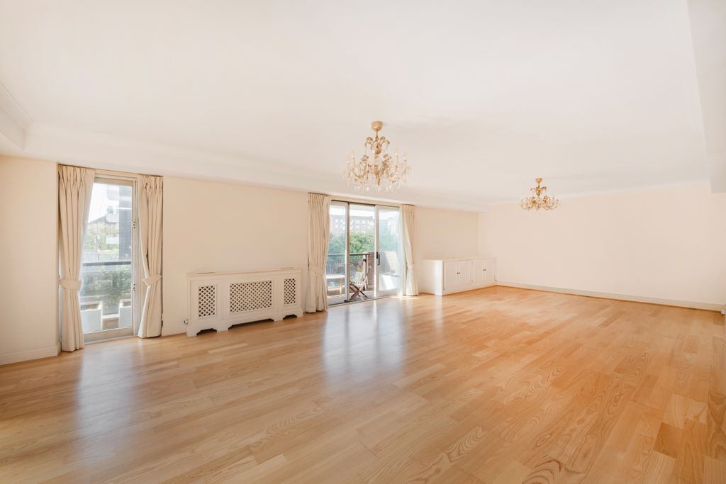 Property photo 3 of 27