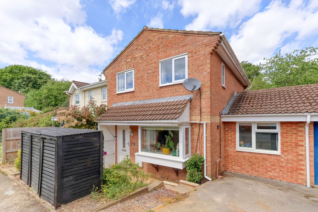 Property photo 1 of 17 Picture No. 24