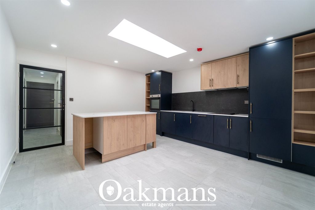 Property photo 2 of 30 Picture No. 09