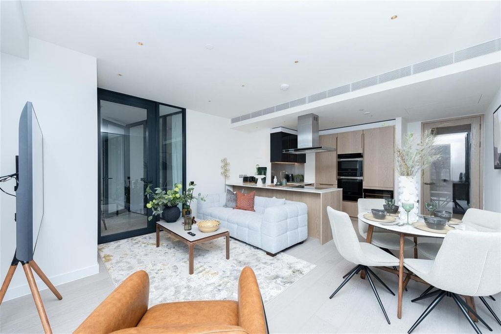 Property photo 3 of 15 A.Jpg