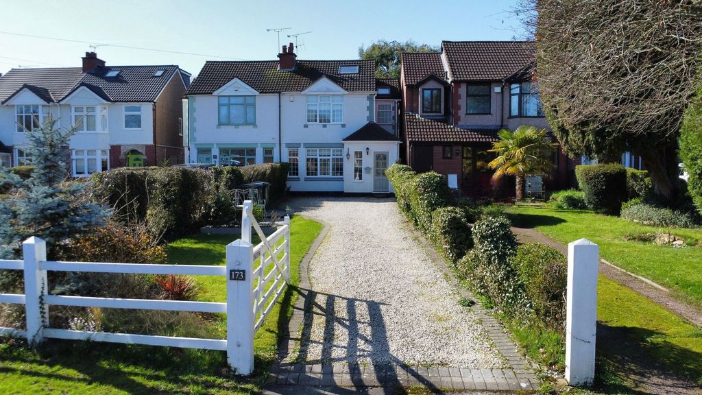 Property photo 1 of 52