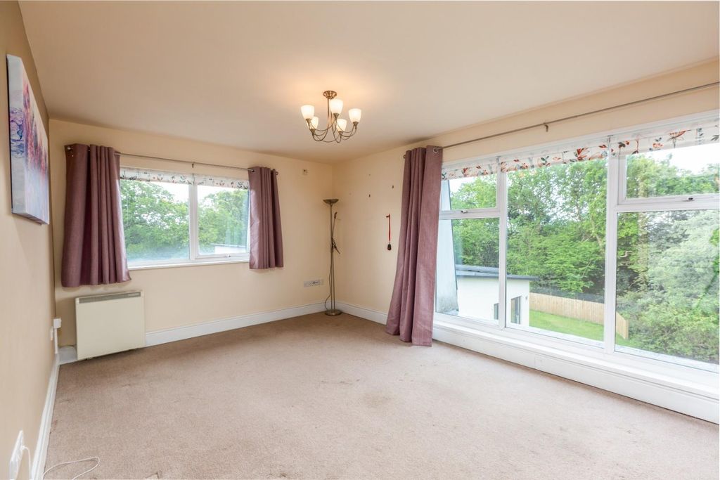 Property photo 2 of 30 Cz0A0335-Edit.Jpg
