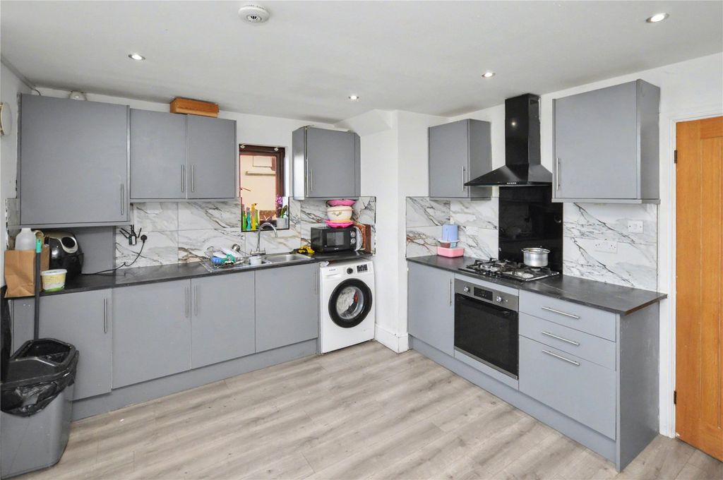 Property photo 2 of 10 Picture 2